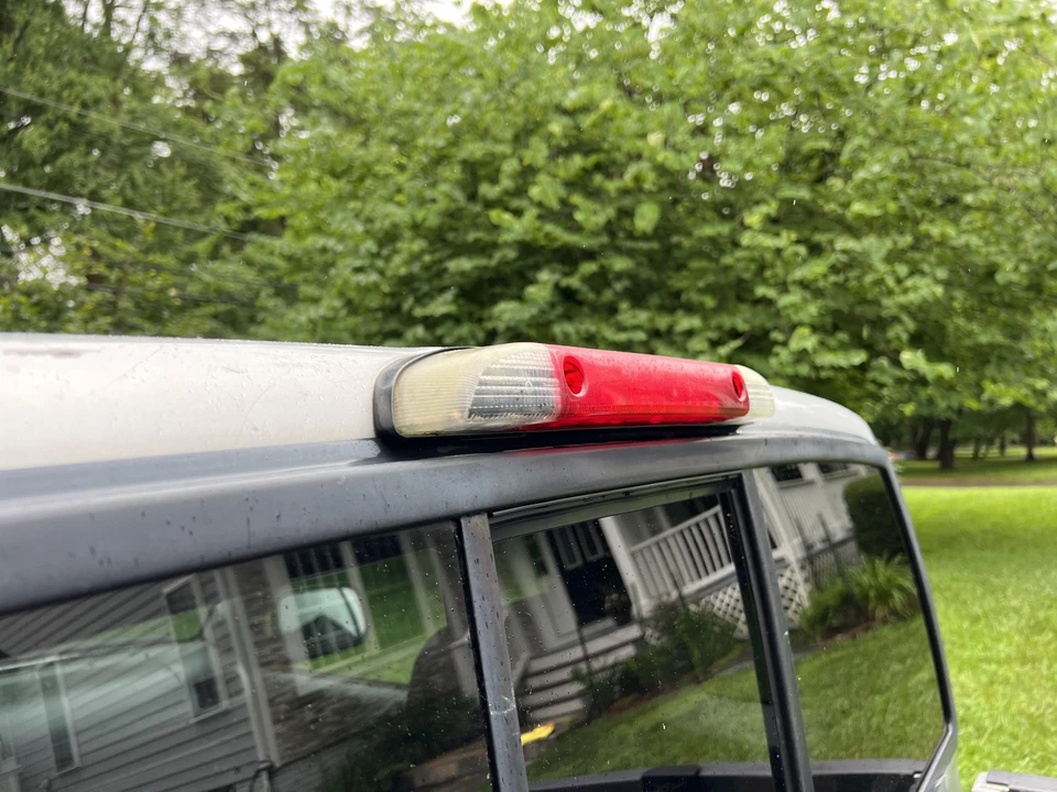 2004 Nissan Frontier 1st Gen - Image 30 of 31