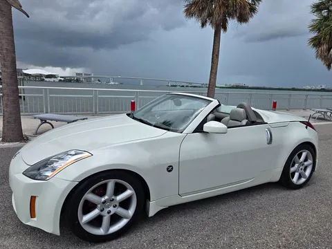 2004 Nissan 350Z Enthusiast Convertible