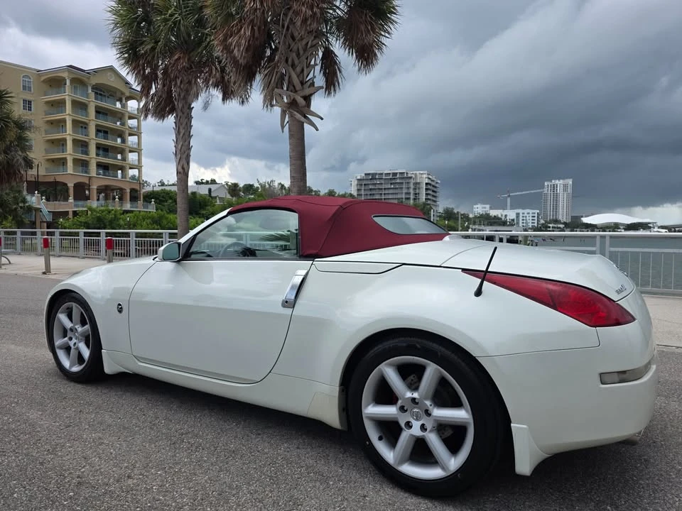 2004 Nissan 350Z 5th Gen - Image 4 of 14