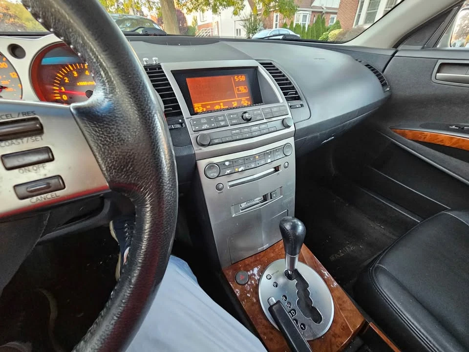 2004 Nissan Maxima 6th Gen - Image 2 of 10