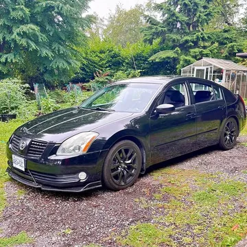 2004 Nissan Maxima SE