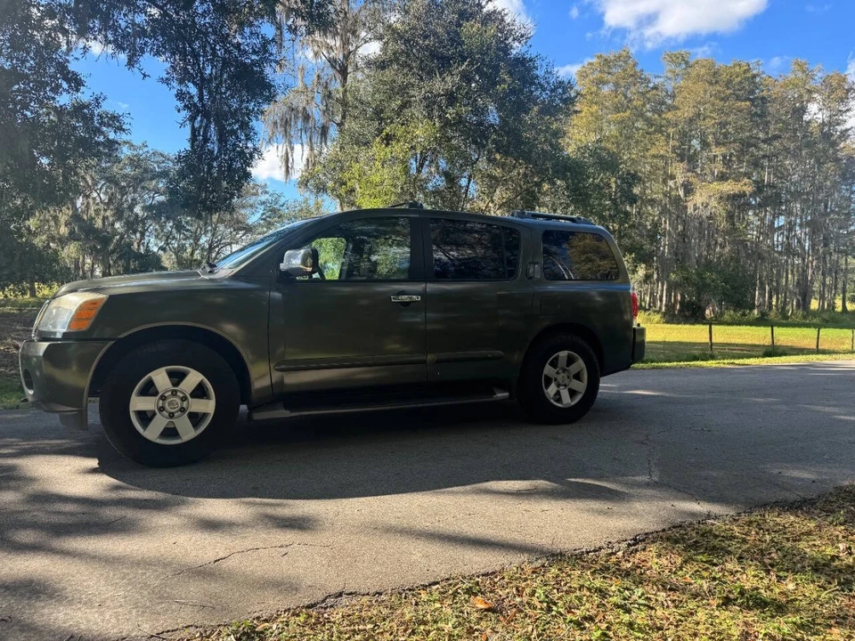 2004 Nissan Armada - Image 13 of 16