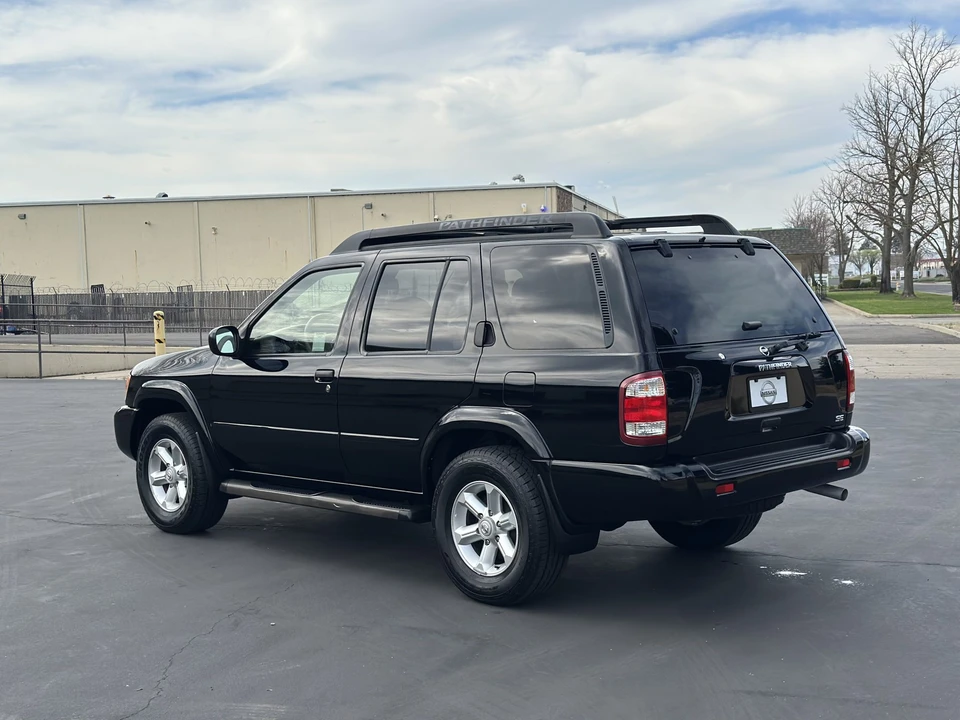 2004 Nissan Pathfinder 2nd Gen - Image 14 of 31