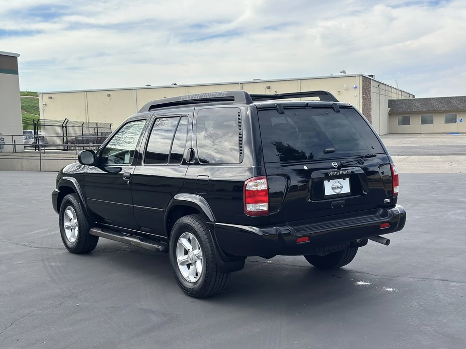 2004 Nissan Pathfinder 2nd Gen - Image 15 of 31