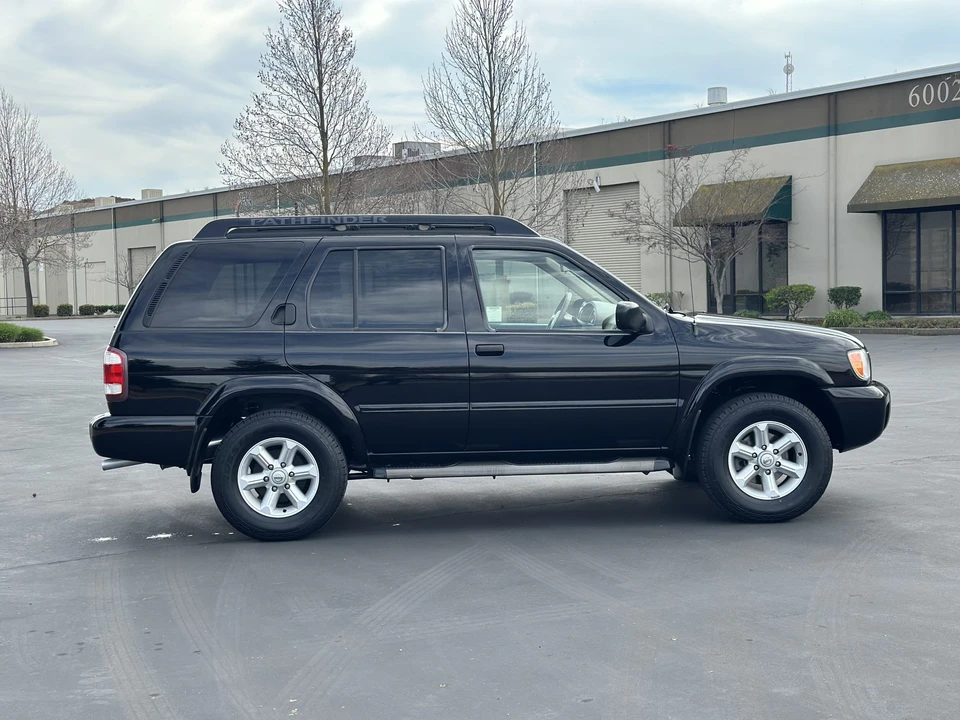 2004 Nissan Pathfinder 2nd Gen - Image 28 of 31