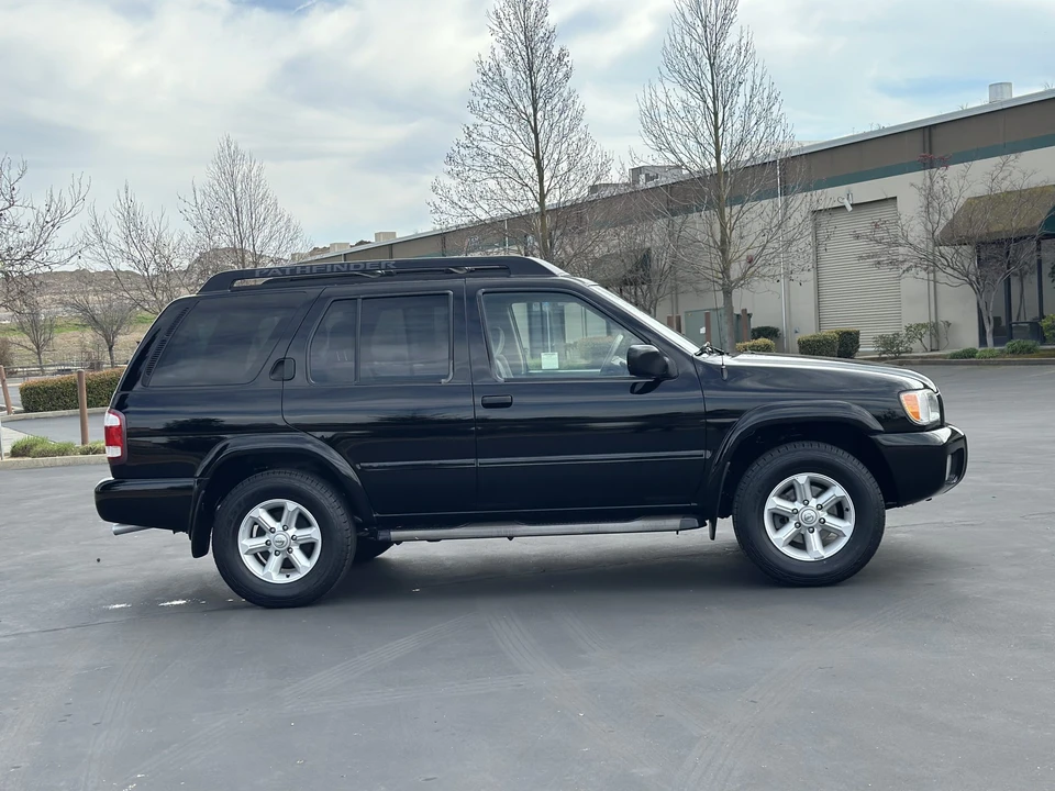 2004 Nissan Pathfinder 2nd Gen - Image 29 of 31
