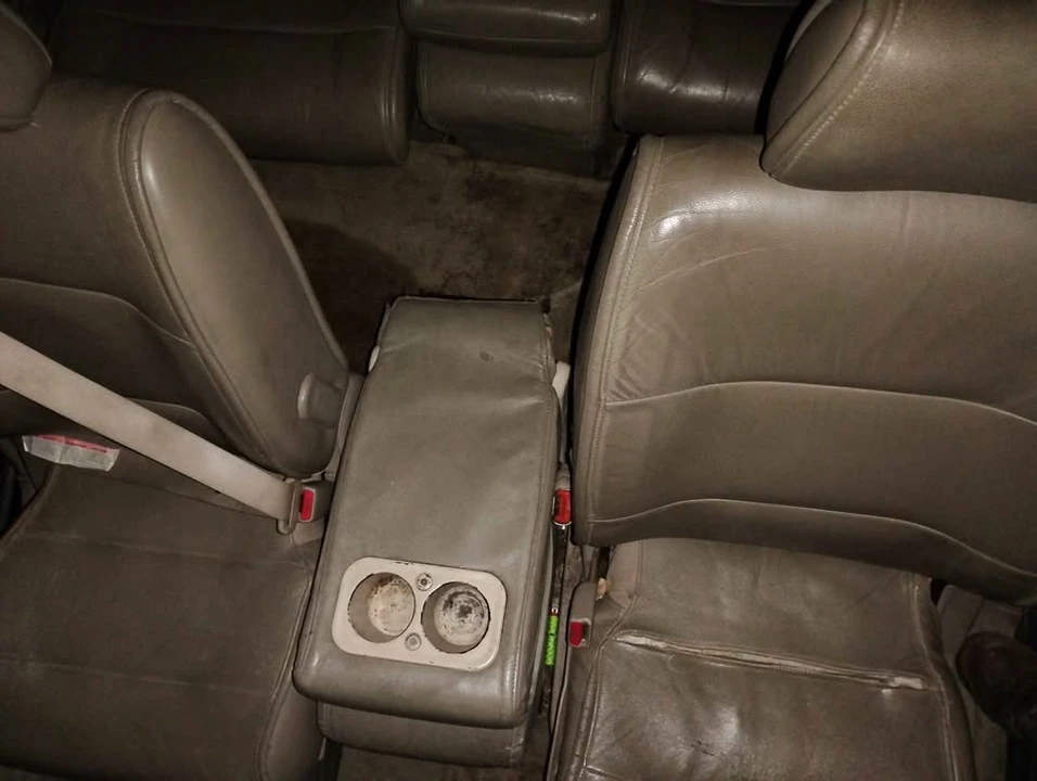2004 Nissan Quest - Image 6 of 11