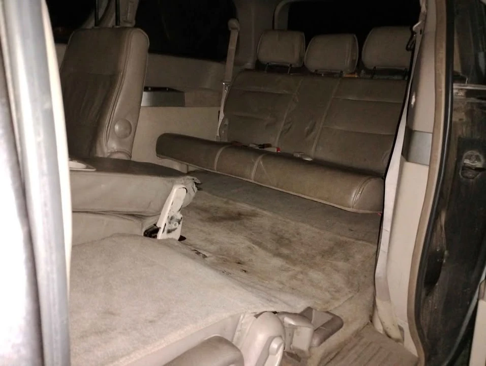 2004 Nissan Quest - Image 7 of 11