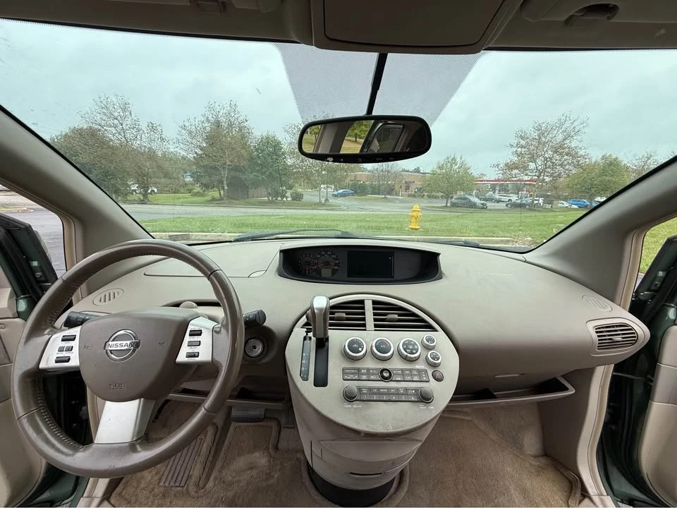 2004 Nissan Quest - Image 11 of 15