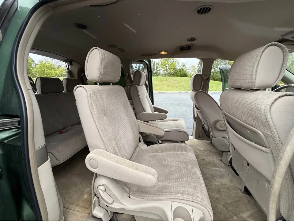 2004 Nissan Quest - Image 10 of 15