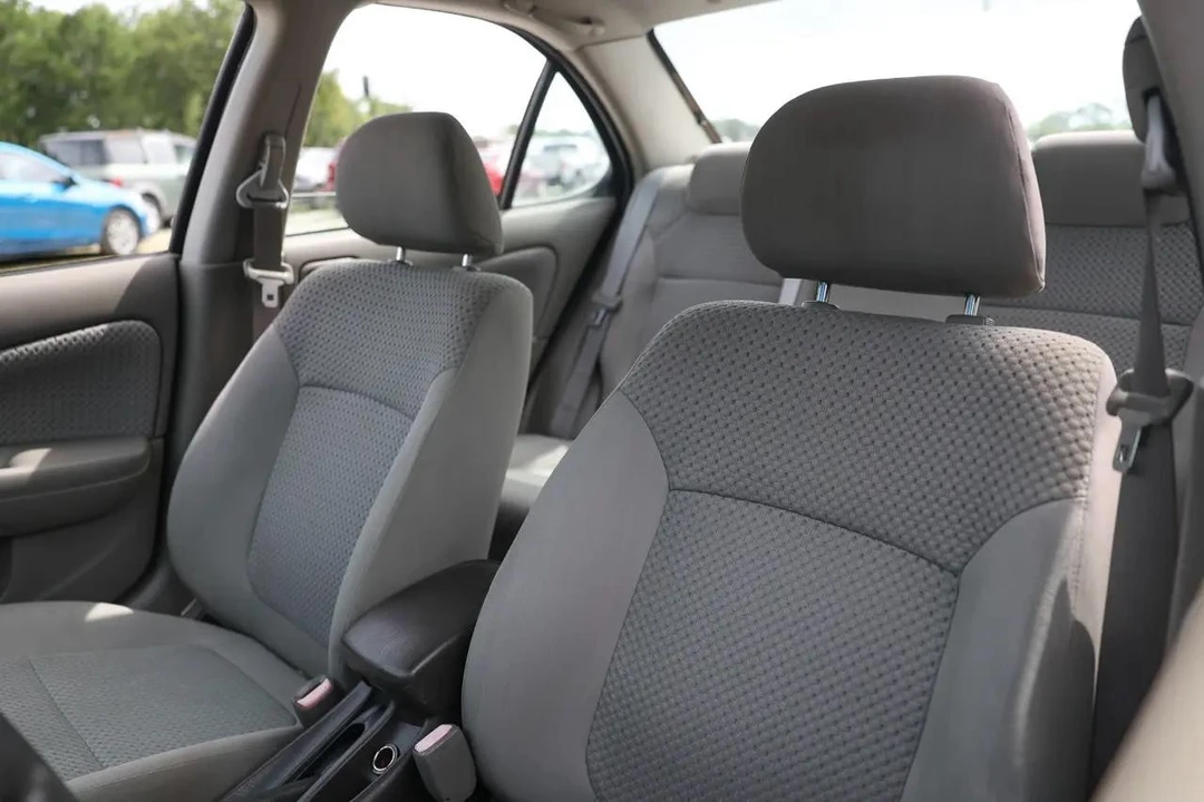 2004 Nissan Sentra 5th Gen - Image 6 of 31
