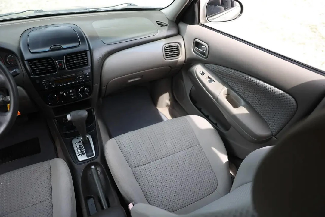 2004 Nissan Sentra 5th Gen - Image 22 of 31