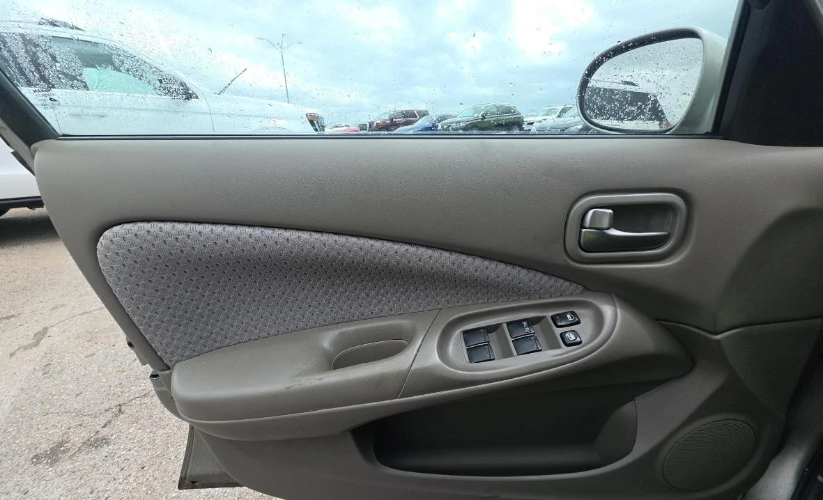 2004 Nissan Sentra 5th Gen - Image 9 of 13
