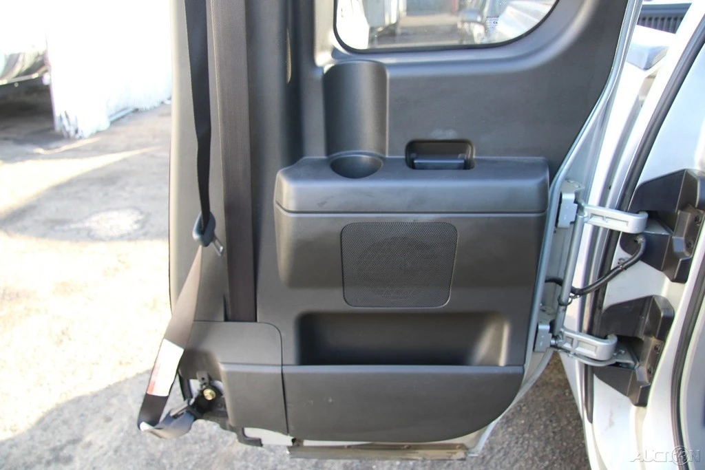 2004 Nissan Titan 1st Gen - Image 21 of 21