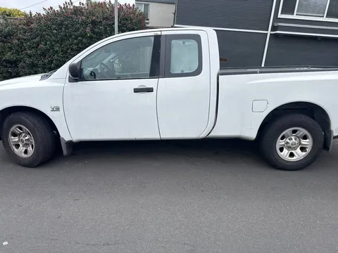2004 Nissan Titan