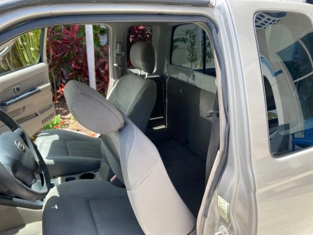 2004 Nissan Frontier 1st Gen - Image 14 of 21