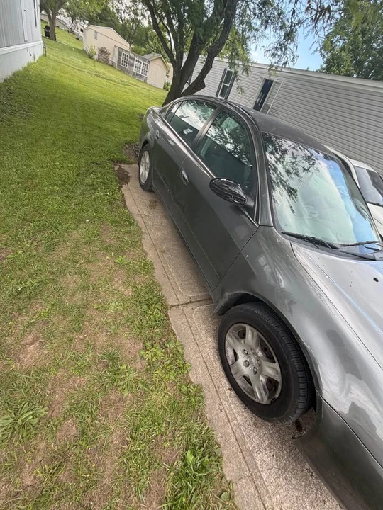 2004 Nissan Altima 3rd Gen - Image 3 of 3
