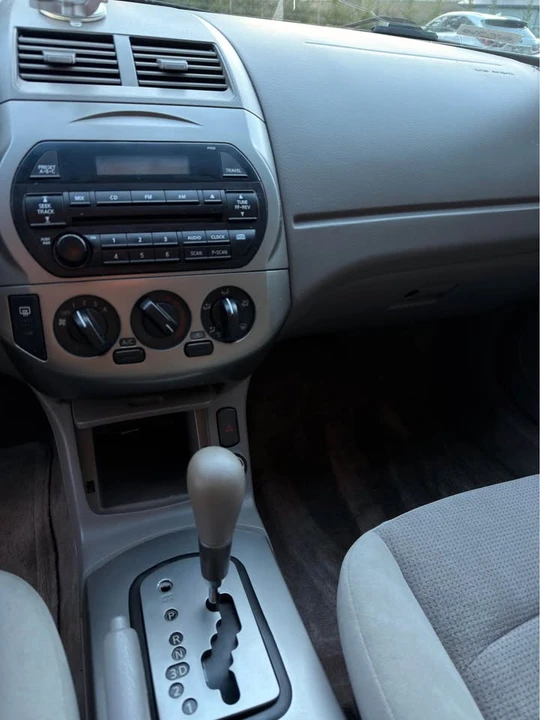 2004 Nissan Altima 3rd Gen - Image 7 of 11