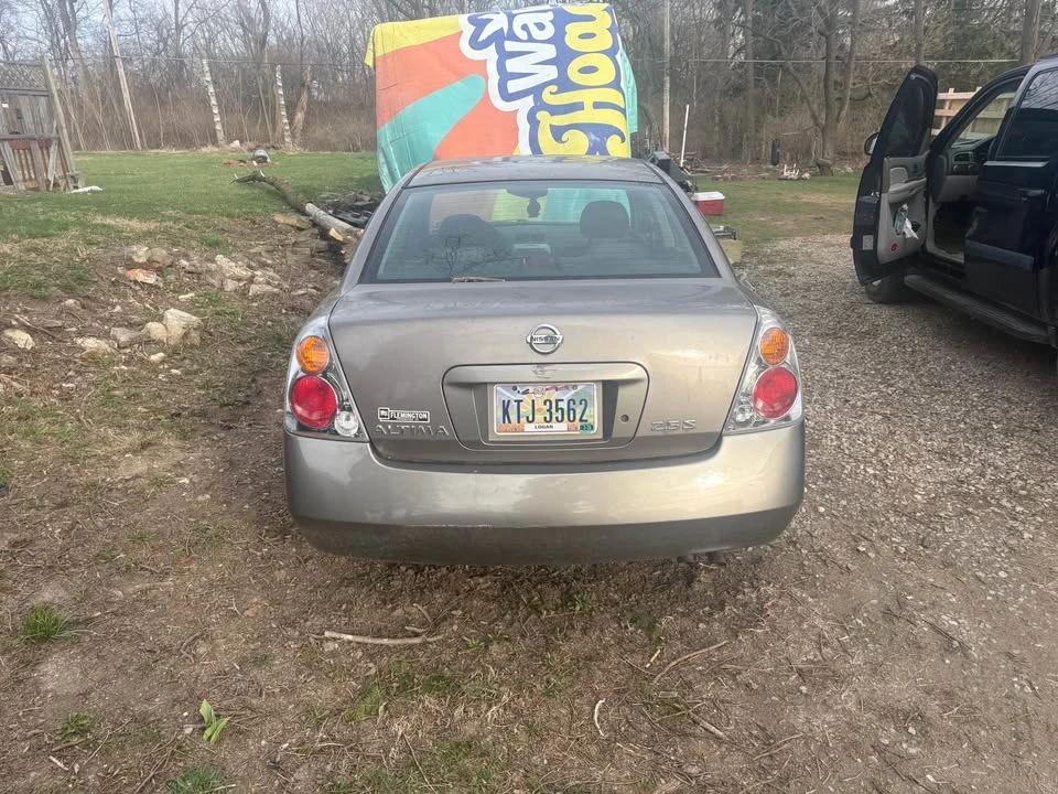 2004 Nissan Altima 3rd Gen - Image 3 of 4