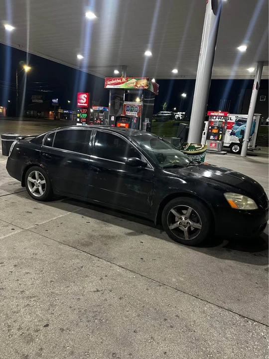 2004 Nissan Altima 3rd Gen - Image 2 of 5