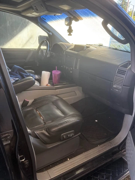 2004 Nissan Armada - Image 9 of 14