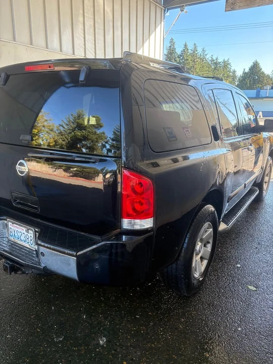 2004 Nissan Armada - Image 13 of 14