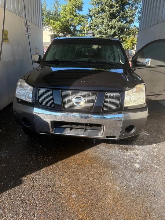 2004 Nissan Armada - Image 6 of 14
