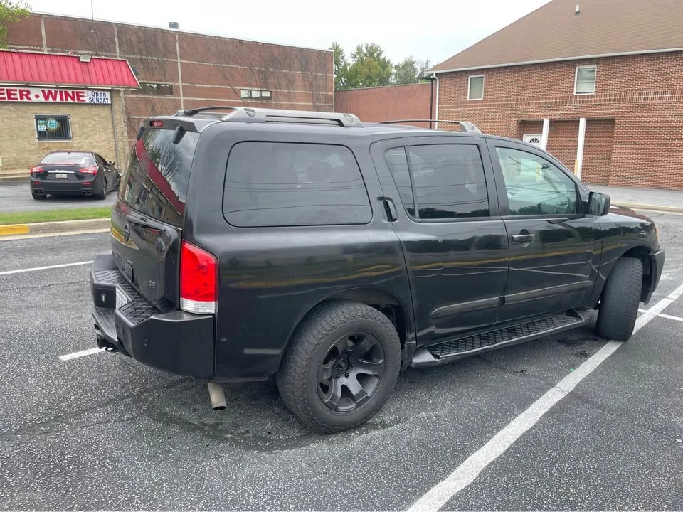 2004 Nissan Armada - Image 4 of 12