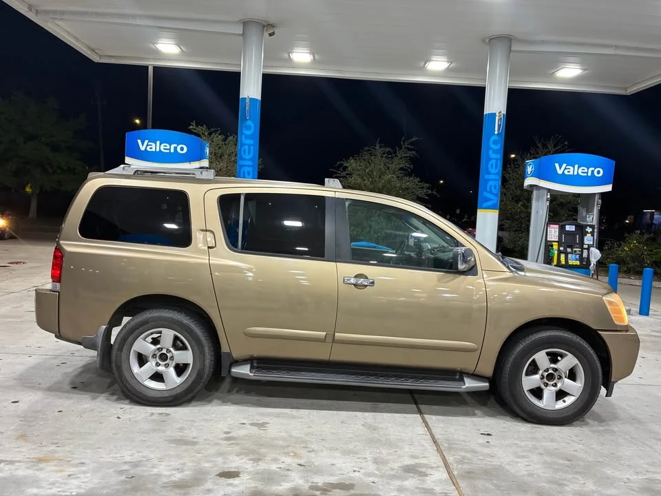 2004 Nissan Armada - Image 5 of 10