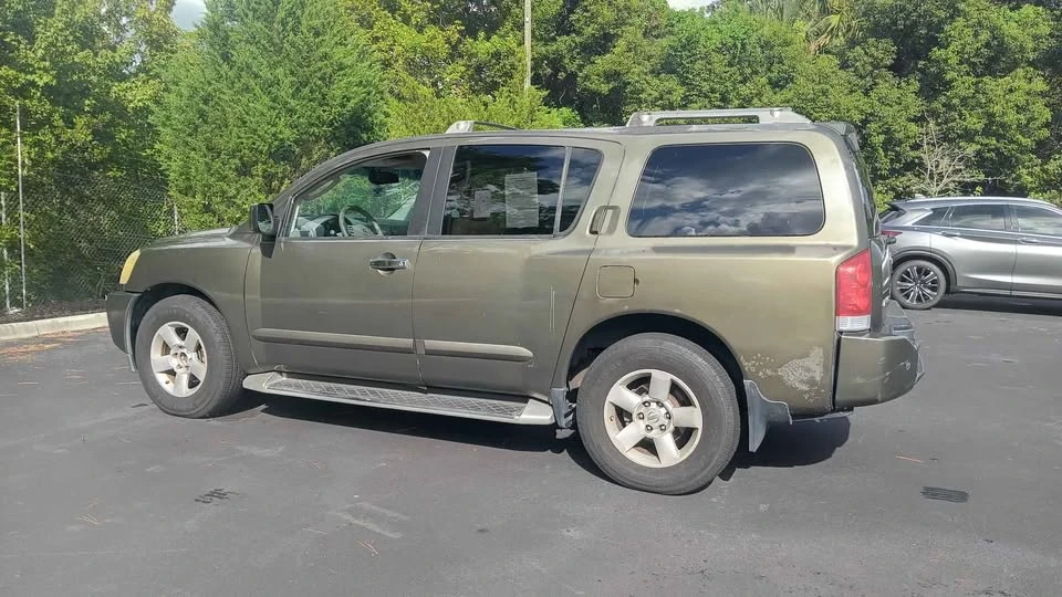 2004 Nissan Armada - Image 4 of 10