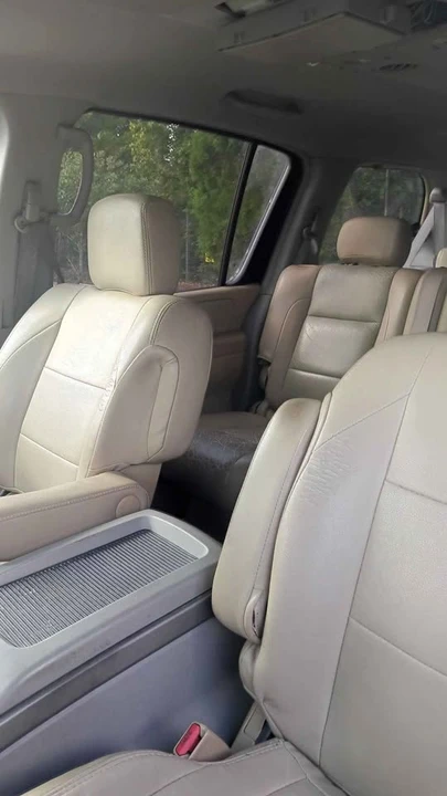 2004 Nissan Armada - Image 7 of 10
