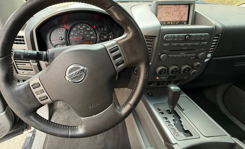 2004 Nissan Armada - Image 7 of 7