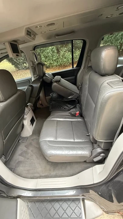2004 Nissan Armada - Image 5 of 7