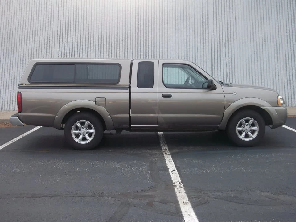 2004 Nissan Frontier 1st Gen - Image 14 of 18