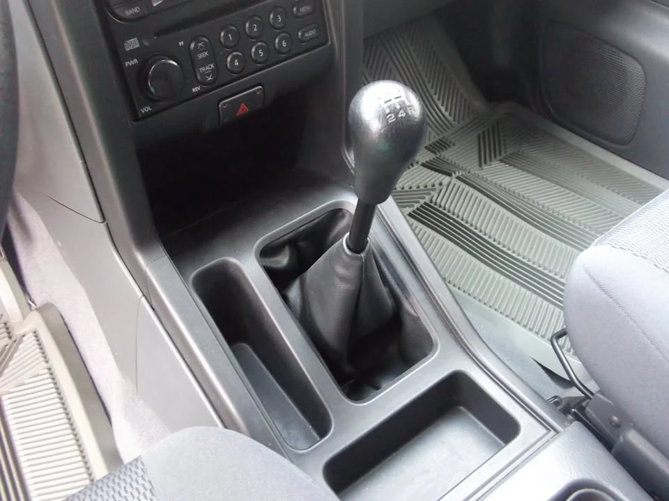 2004 Nissan Frontier 1st Gen - Image 7 of 18