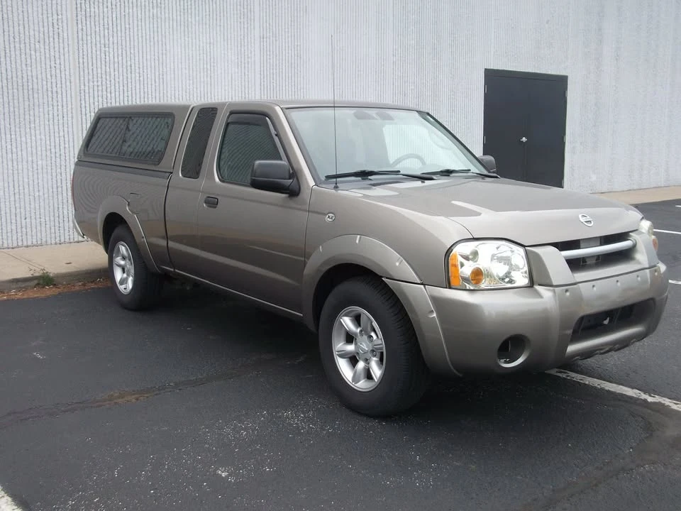 2004 Nissan Frontier 1st Gen - Image 12 of 18