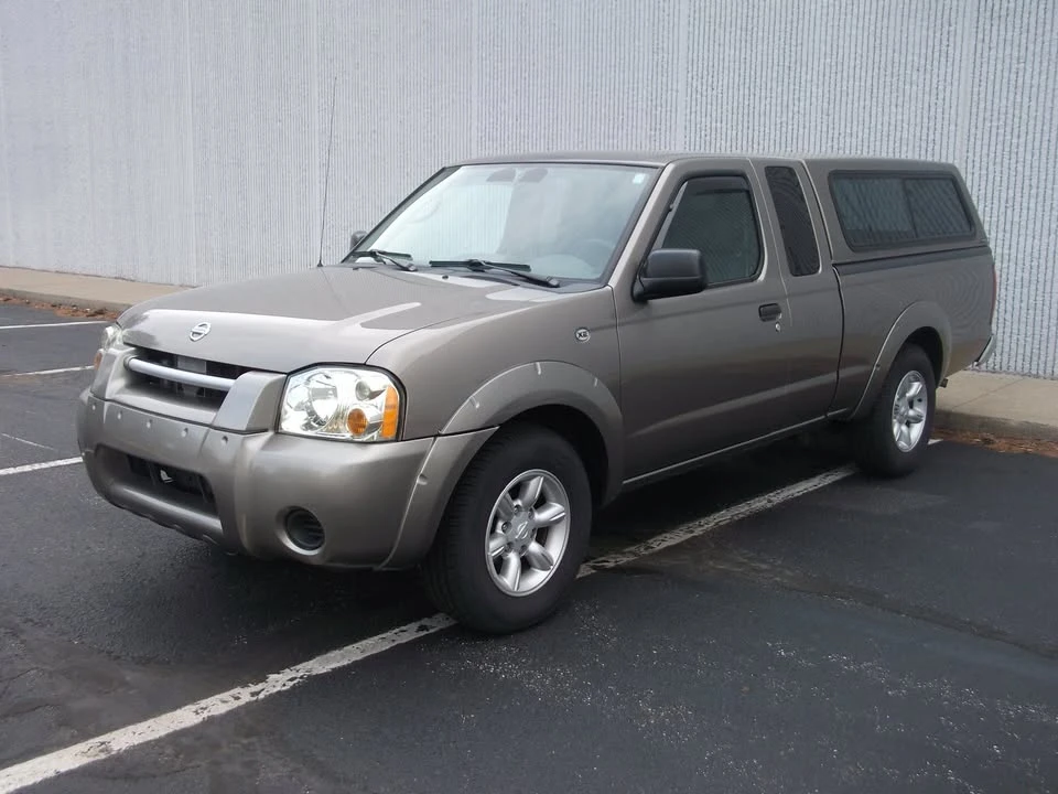 2004 Nissan Frontier 1st Gen - Image 11 of 18