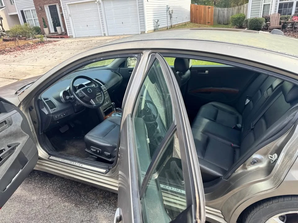 2004 Nissan Maxima 6th Gen - Image 9 of 16