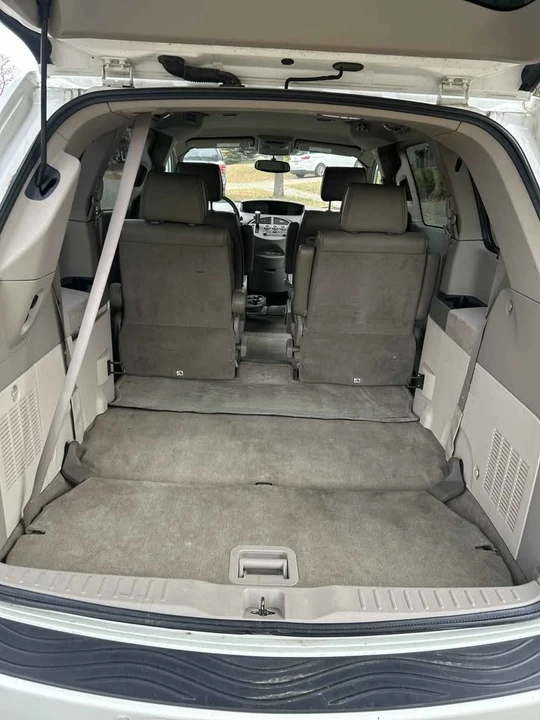 2004 Nissan Quest - Image 14 of 15