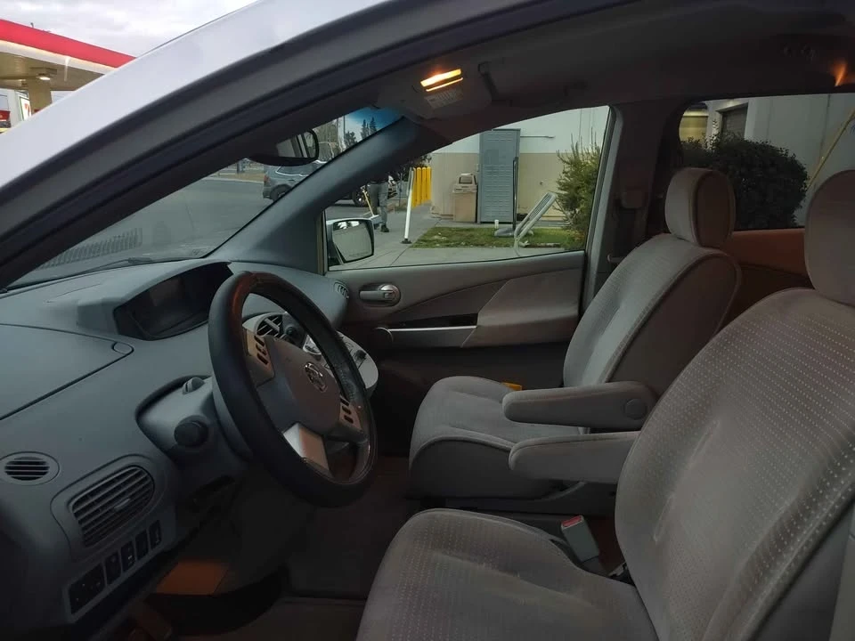 2004 Nissan Quest - Image 12 of 18