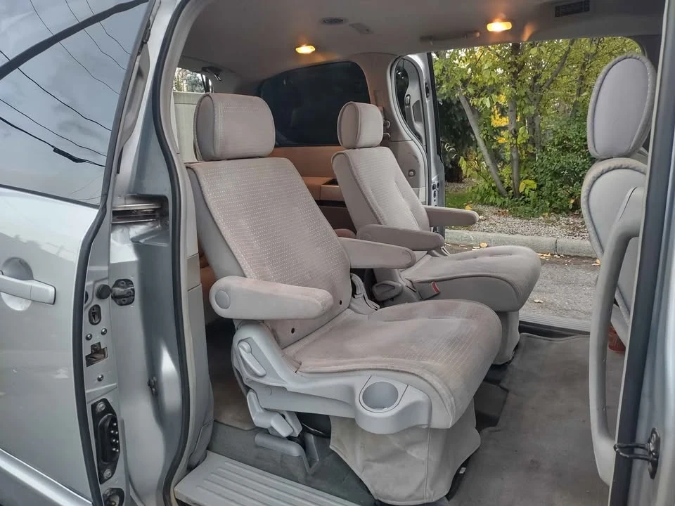 2004 Nissan Quest - Image 8 of 18