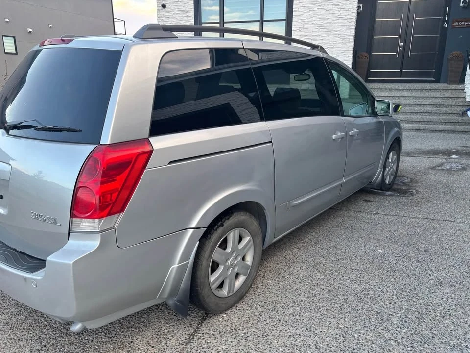 2004 Nissan Quest - Image 5 of 10