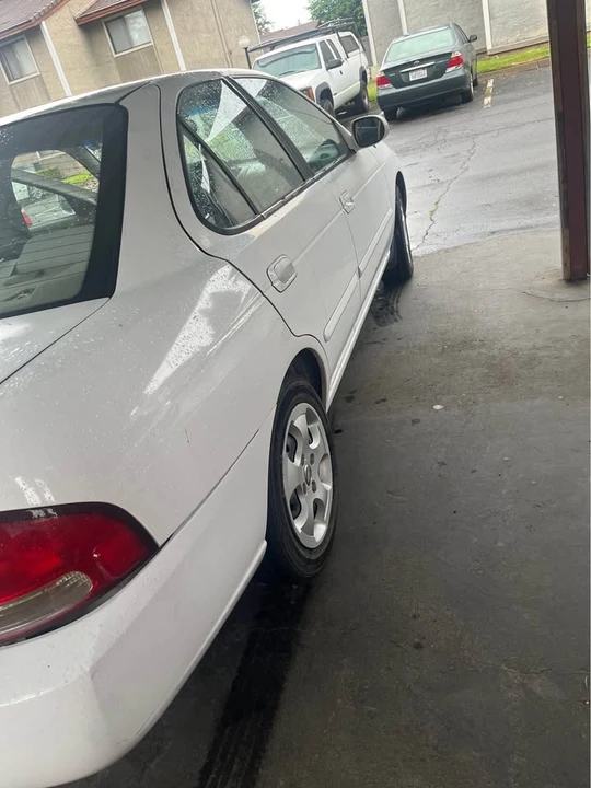 2004 Nissan Sentra 5th Gen - Image 3 of 6