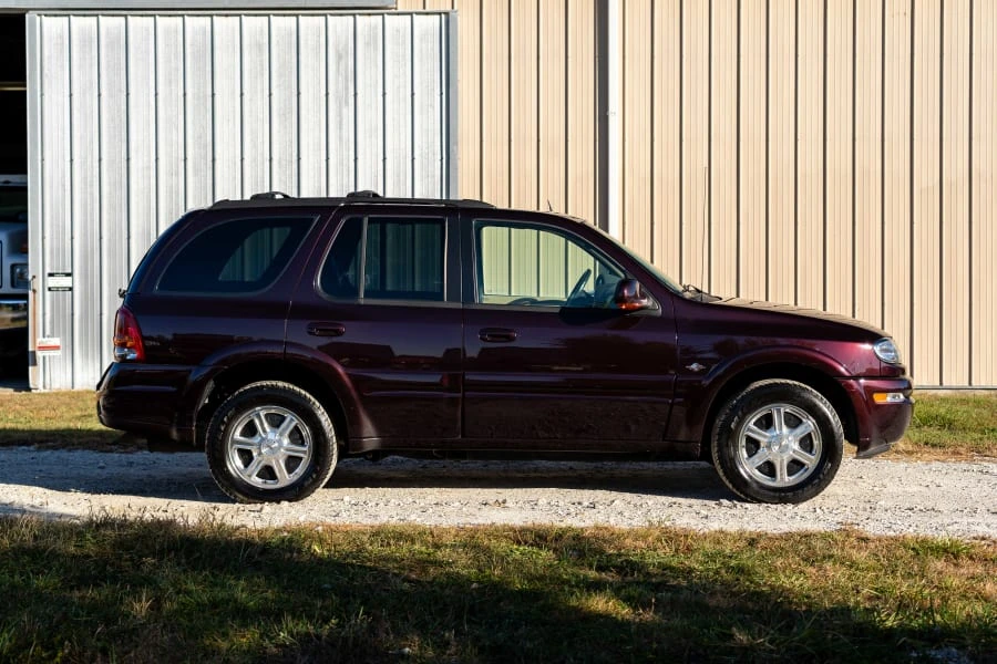 2004 Oldsmobile Bravada - Image 2 of 24