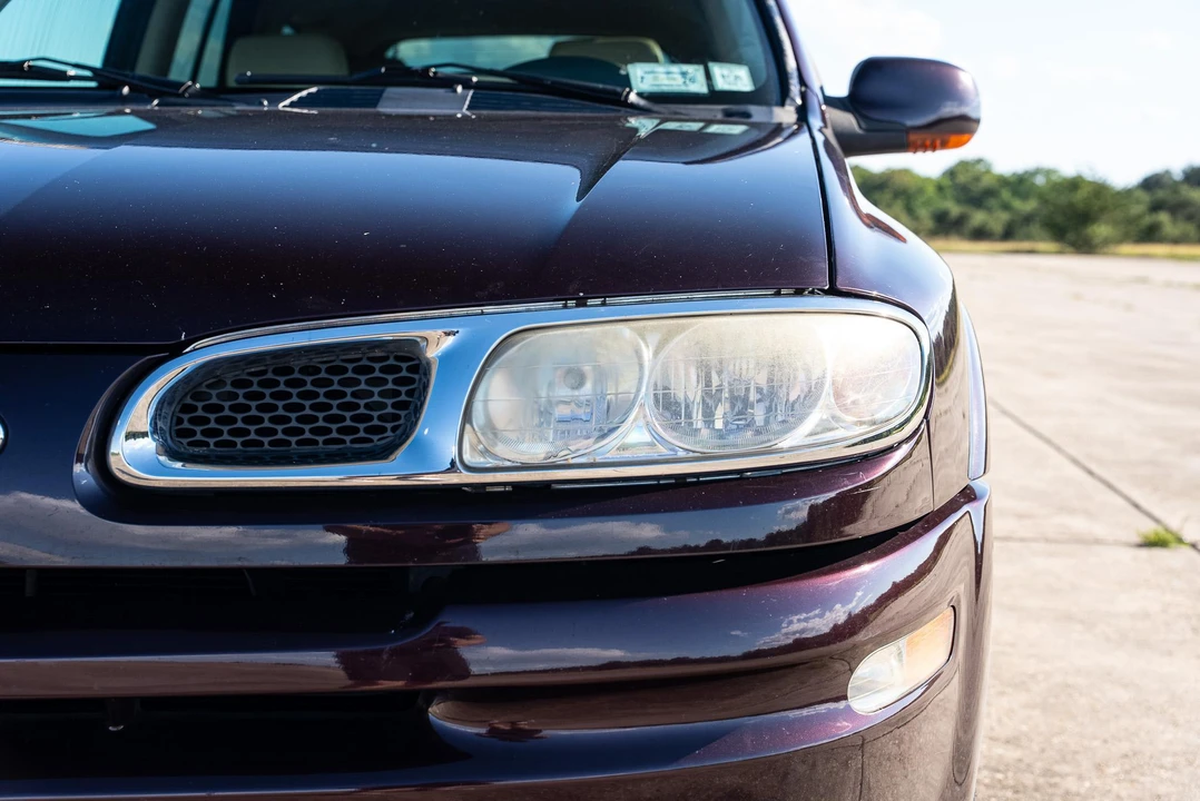 2004 Oldsmobile Bravada - Image 9 of 31