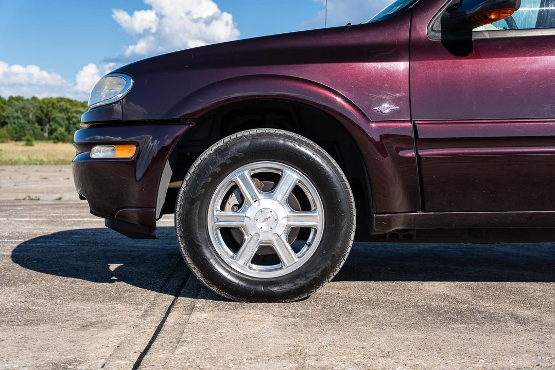 2004 Oldsmobile Bravada - Image 31 of 31