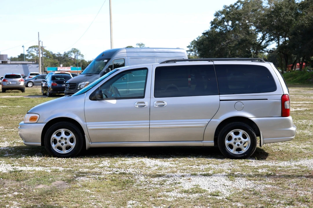 2004 Oldsmobile Silhouette - Image 3 of 12