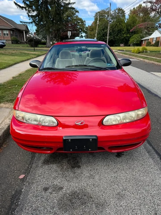 2004 Oldsmobile Alero - Image 2 of 8
