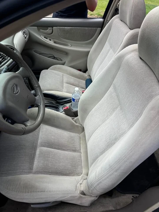 2004 Oldsmobile Alero - Image 6 of 8