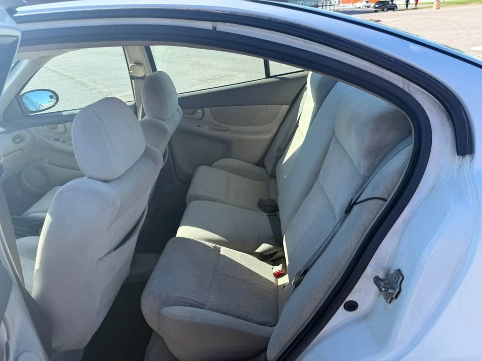 2004 Oldsmobile Alero - Image 6 of 15